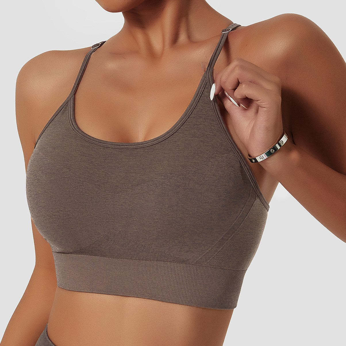 Seamless strappy sports bra – BECO LIFE