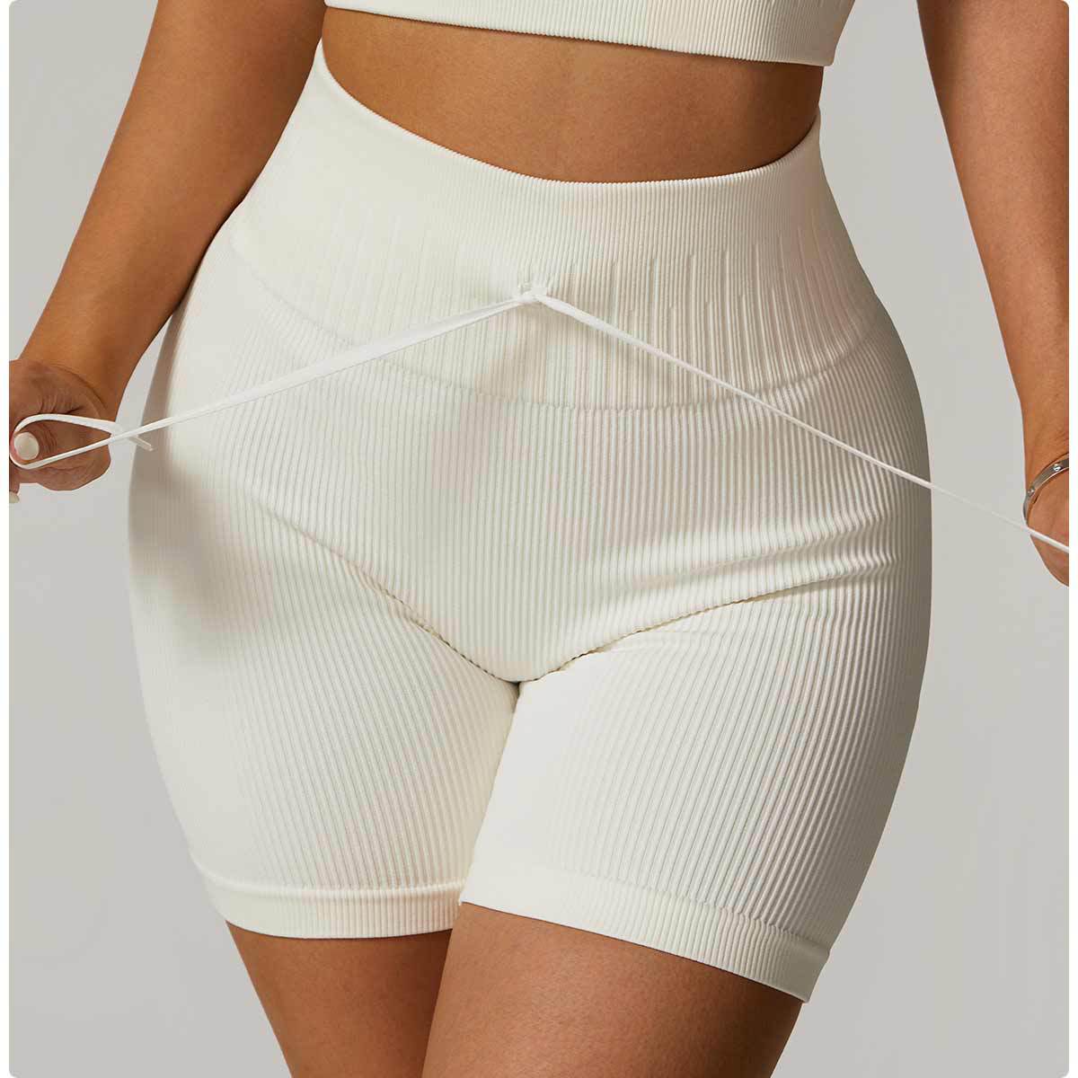Seamless ribbed straps design shorts